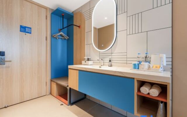 Homeinn Hotel (Shanghai Xuhui Sixth Hospital)