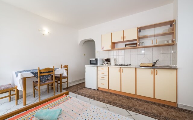 Nice Apartment Silvia 1 for 4 Persons