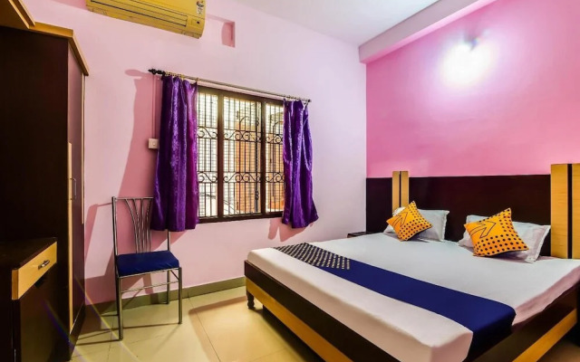Goroomgo Puri Dham Lodge Puri