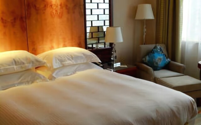 Harbour City Hotel