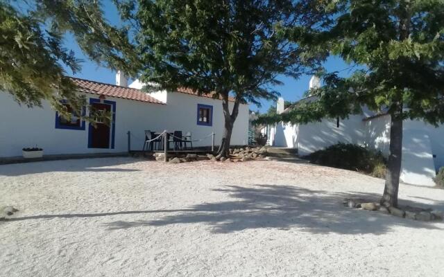 Monte Do Adail Turismo Rural Casa De Campo