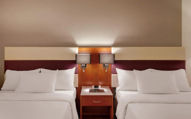 Courtyard by Marriott Zurich North