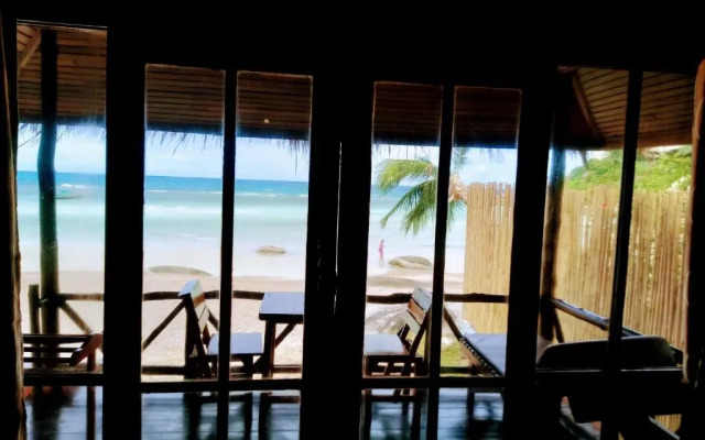 Palm Leaf Resort
