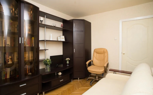 Апартаменты Moskva4you, Стремянный пер.