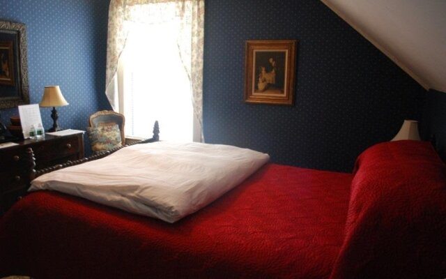 The Jolly Drayman Pub At The Briar Lea Inn