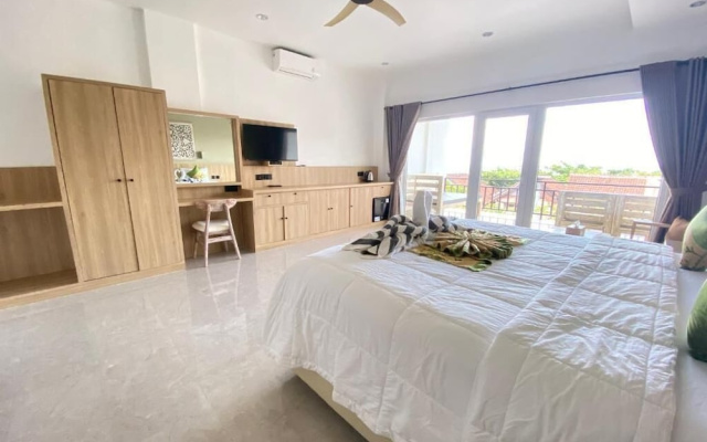 Solaluna Beach Homestay