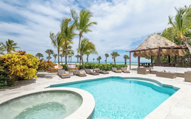 Ocean View Villa with Pool Chef Butler