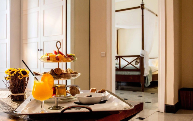 Mabely Grand Hotel