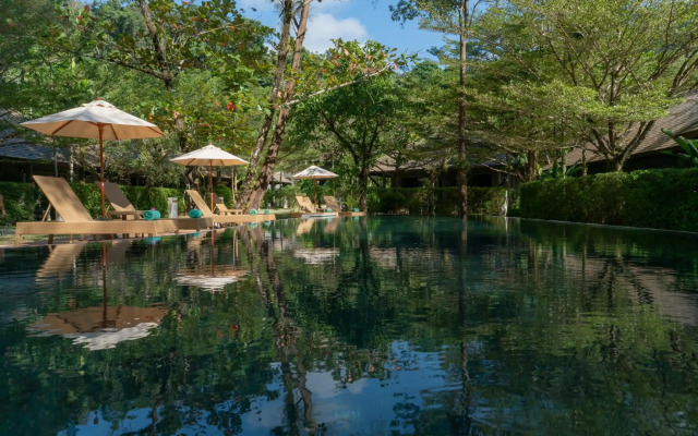 Khaolak Wanaburee Resort