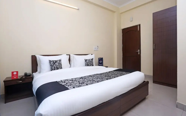 OYO Flagship 061 Chodhary Mor GT Road