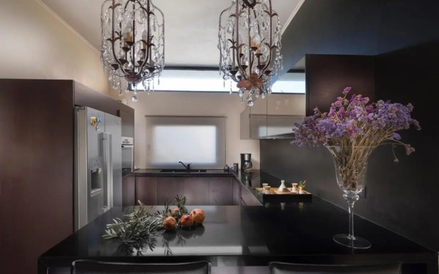 Golden View Villa