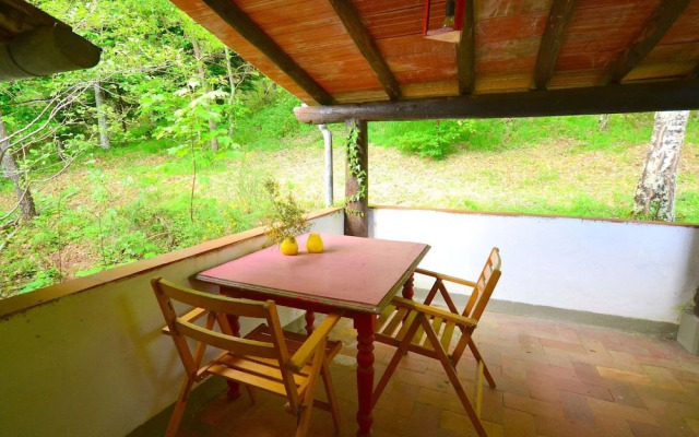Peaceful Retreat With Shared Pool