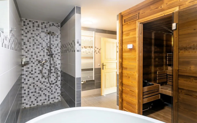 Villa in Rudnik With Pool & Sauna Retreat