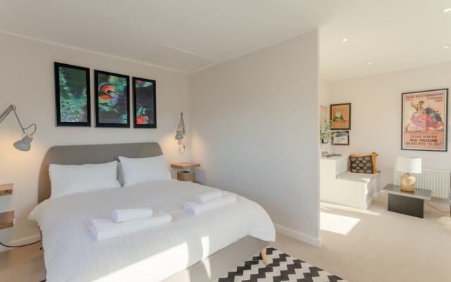 Modern 2 Bedroom Apartment Near Portobello Road