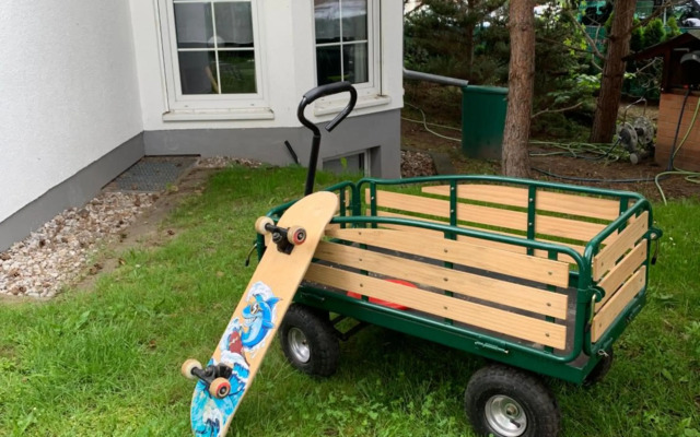 Pool & Lake Holiday Home