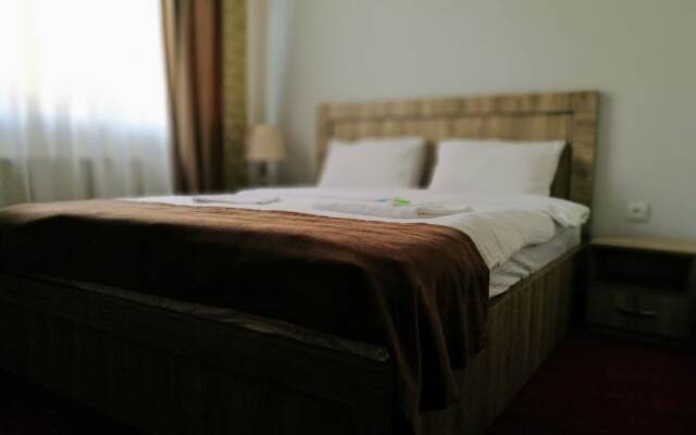Grand Nova Hotel