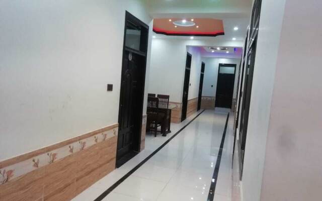 Abshar Hotel
