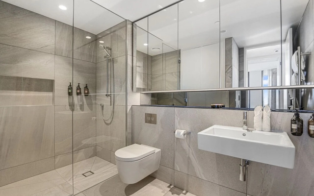 Chic contemporary in Wynyard Quarter