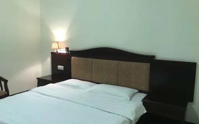 Tiandong Shuangzi Hotel