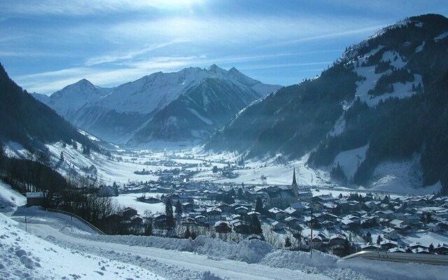 Tranquil Apartment In Rauris With Sauna And Swimming Pool