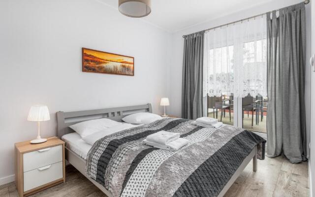 Apartments Legionow 47 by Renters