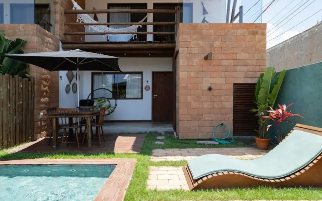 Maravilhosa Casa com Piscina em Frente Praia