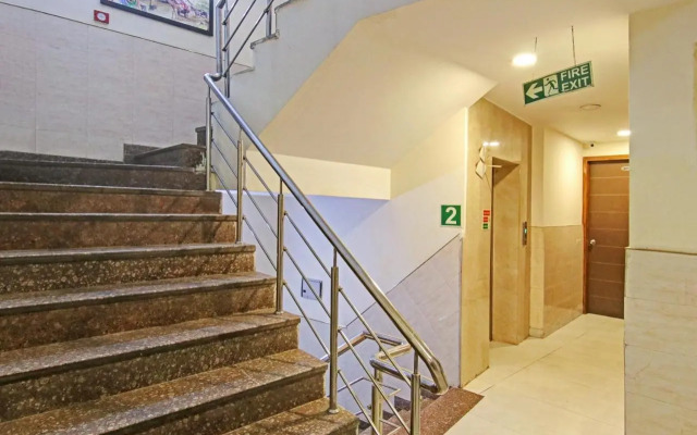 Oyo Flagship 807479 Hotel Collection