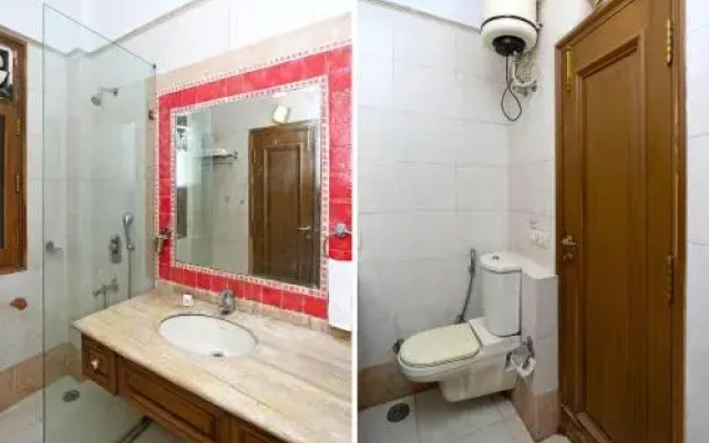 The Red Orchid By OYO Rooms