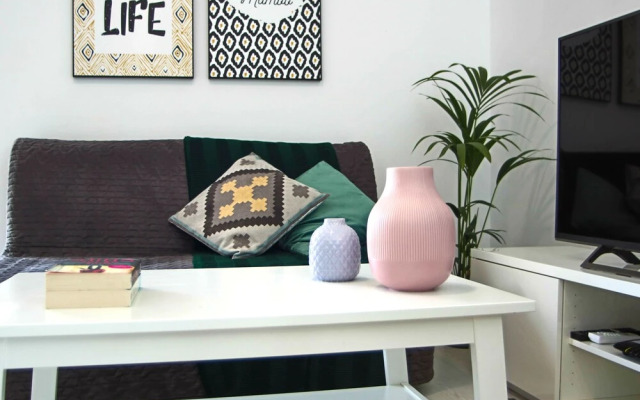 Phaedrus Living: Seaside Luxury Flat Natalia 102