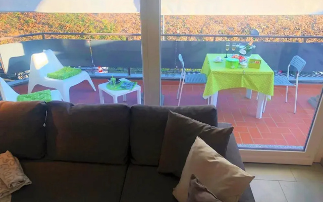 Smartsuite Apartment With Terrace in Stresa