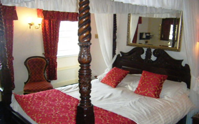 The Greyhound Coaching Inn