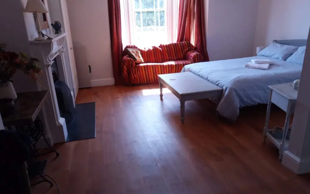 townhouse bridport