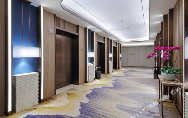 Howard Johnson Caexpo Plaza Nanning