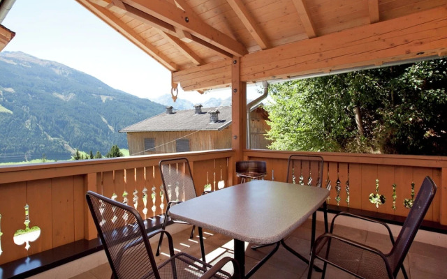 Spacious Villa With Sauna
