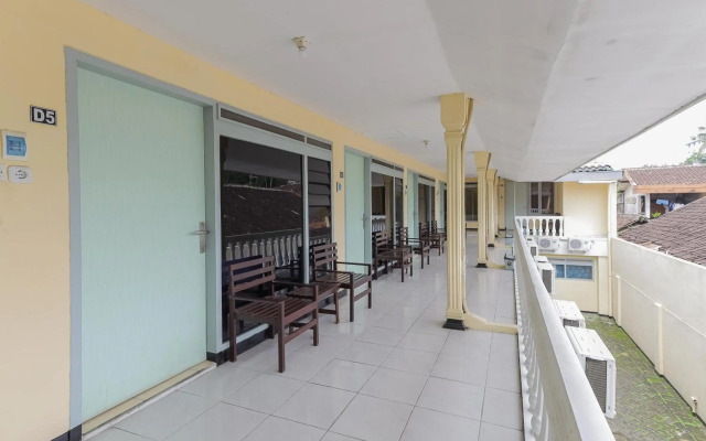 OYO 1289 Cbr Residence