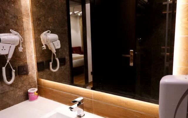 Hotel City Pride