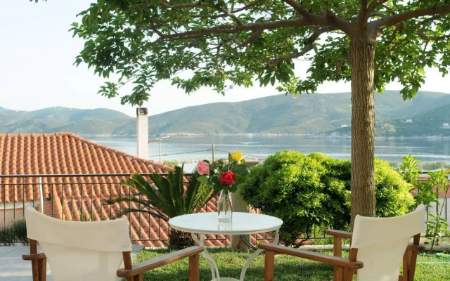 Triantafilia Guesthouse