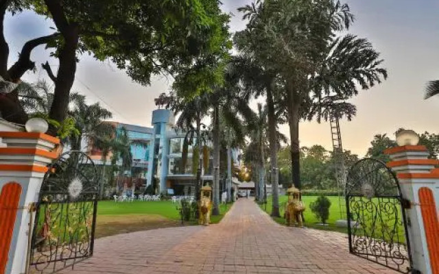 Oyo 22368 Riya Revati Resort