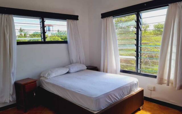 Lux Suites Sanuna Villas Diani