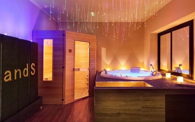 Hotel 87 Eighty seven