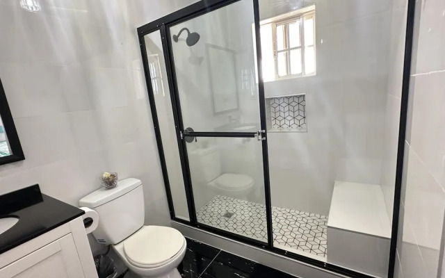 Runaway Bay Gem in Runaway Bay