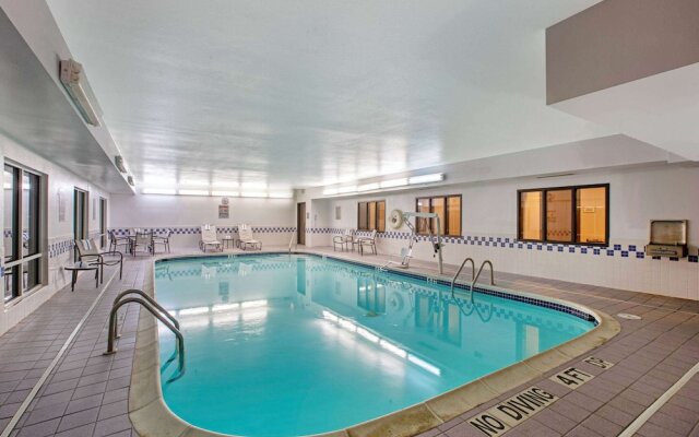 La Quinta Inn & Suites Fayetteville