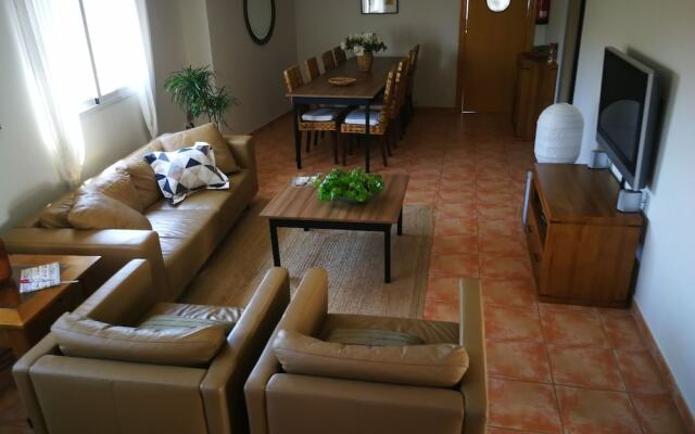 Lovely Holiday Home in Aigues With Private Swimming Pool