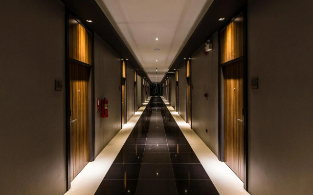 Cresco Hotel Buriram