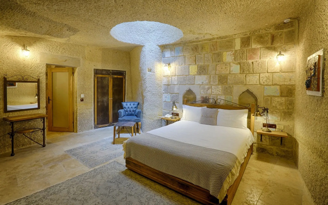 Design Cave Hotel