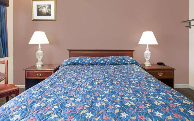 Knights Inn Grand Blanc