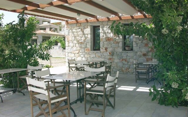 Stavros Tou Notou Traditional Boutique Hotel