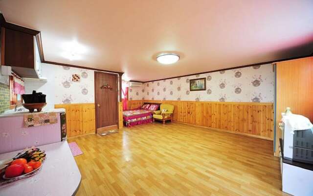 Star Song Pension