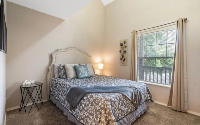 Scenic Spot Vacation Property