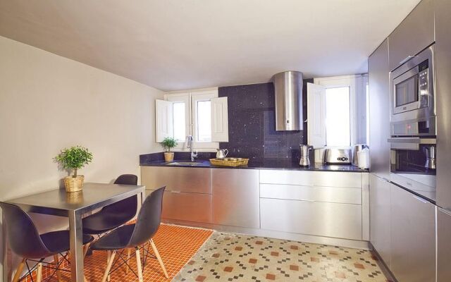 Luxury Rambla A 4 Bedroom Apartment, 2Nd Floor Msb 55988